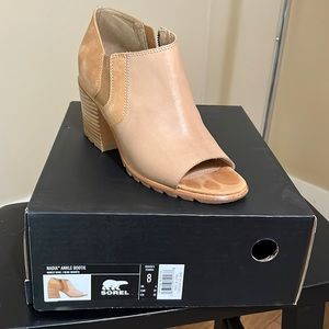 Sorel Nadia open-toe ankle boots